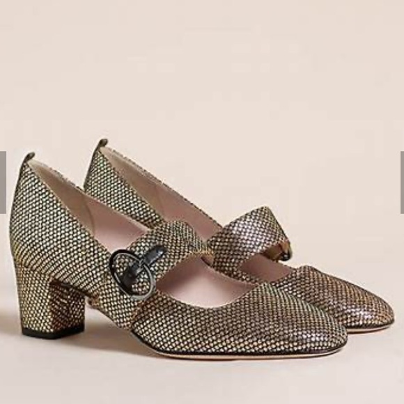 NIB SJP Tartt gold metallic Mary Jane mid heal pump. Dust bag and box included.